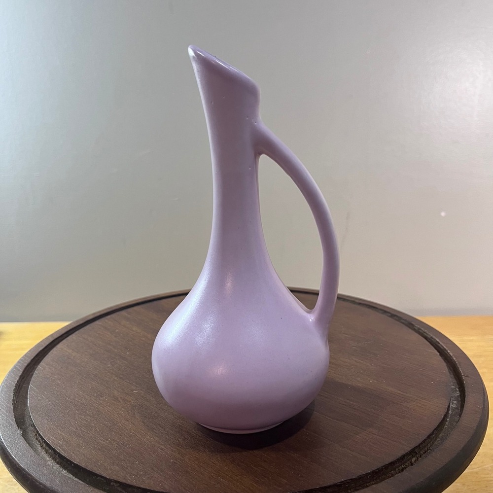 Vtg Royal Haeger USA R692 Pale Pink MCM Ceramic Pitcher Vase Ewer 7.75"